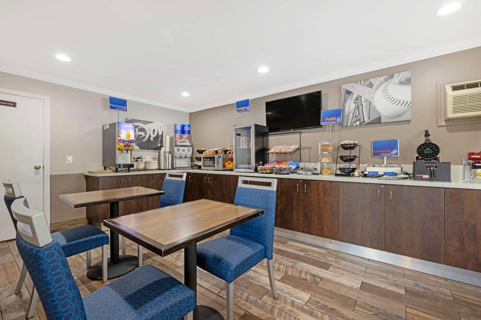 Best Western Courtesy Inn Hotel - Anaheim Resort At The Park Exterior foto