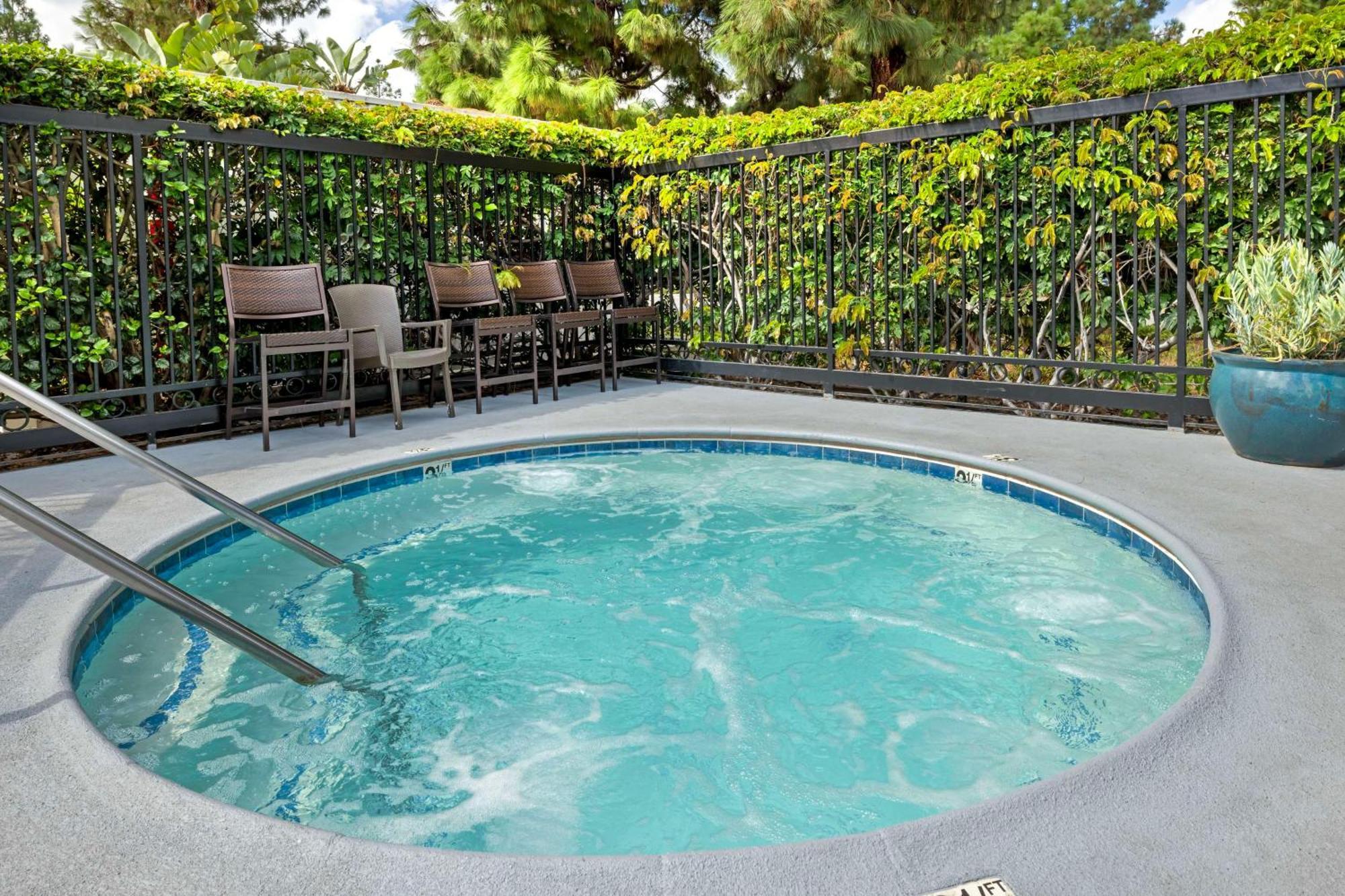 Best Western Courtesy Inn Hotel - Anaheim Resort At The Park Exterior foto