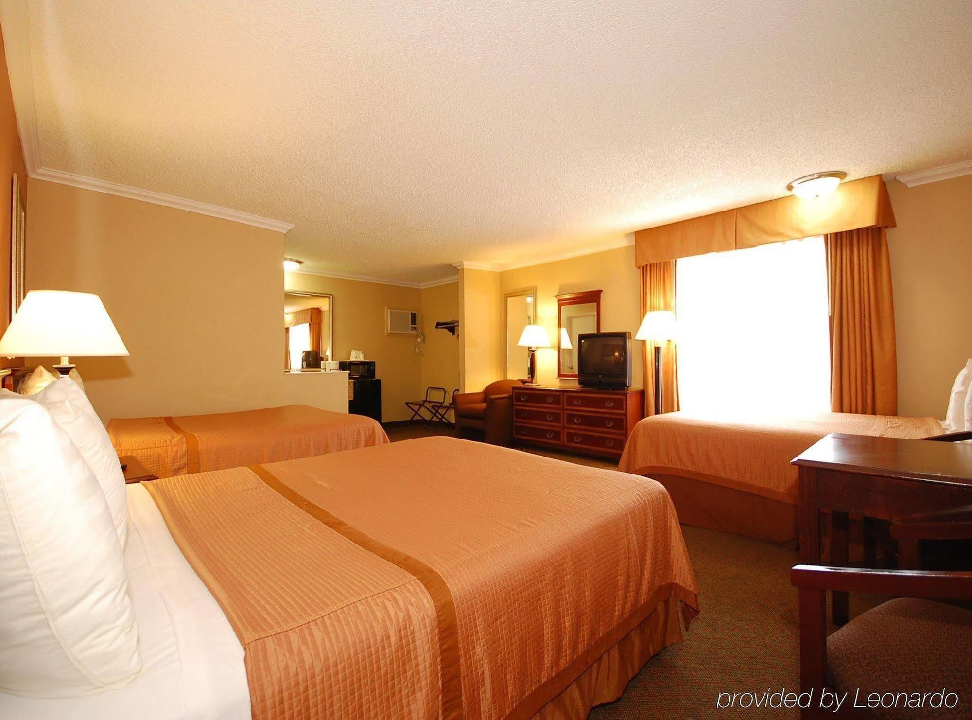 Best Western Courtesy Inn Hotel - Anaheim Resort At The Park Habitación foto